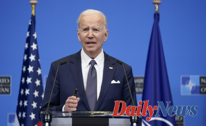 Biden offers new Ukraine assistance, warns Russia about chem weapons