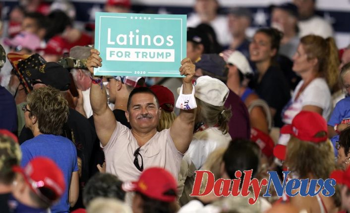 'Defcon 1 moment': New Spanish-language conservative network fuels fresh Dem fears over disinfo, Latino outreach