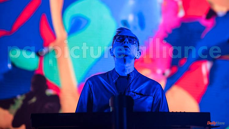 Depeche Mode founding member: Keyboardist Andy Fletcher is dead