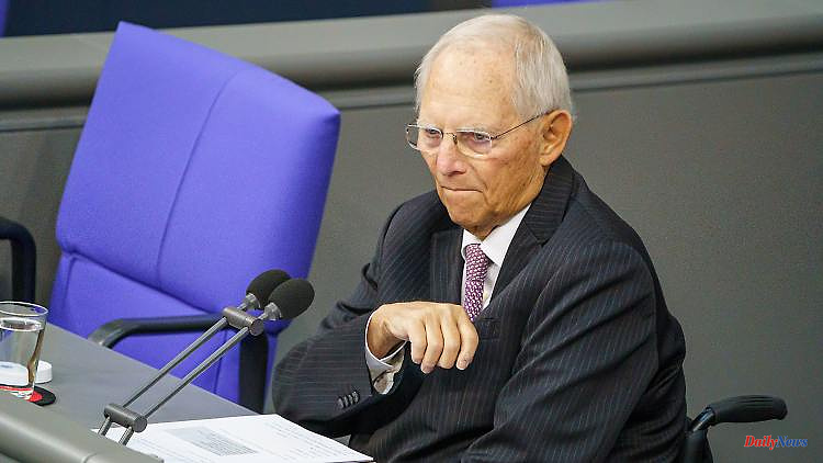 Schäuble at Maischberger: "Schröder's behavior is a disgrace"
