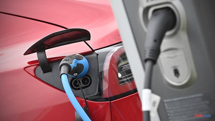 Charging infrastructure of the future: e-cars: How effective are fast chargers?