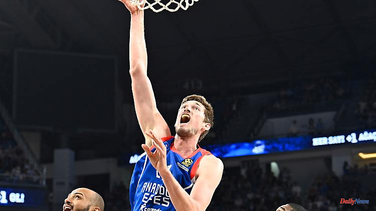Basketball player wins EuroLeague: rejected Pleiß makes himself unique