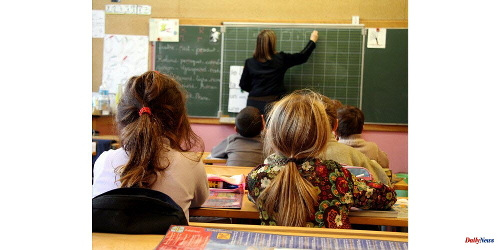 Education. "30 minutes to be a teacher": Controversy after the Versailles Academy's "job-dating".