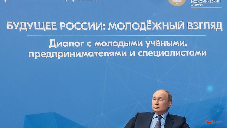Russian circle is founded: How Putin prepares the annexation