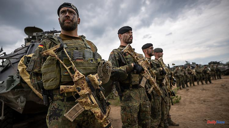 NATO increases troops: Berlin sends 15,000 soldiers for the intervention force