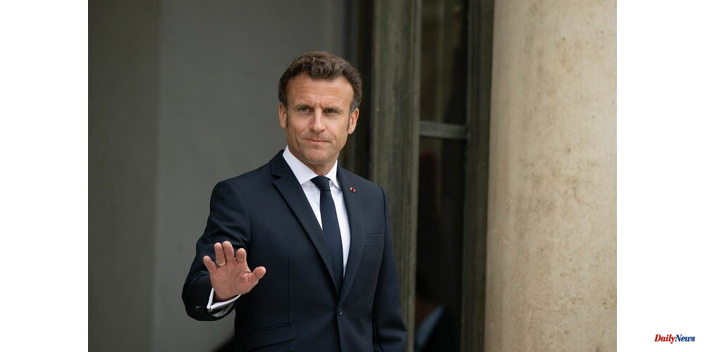 Social. Macron assures pensions and method