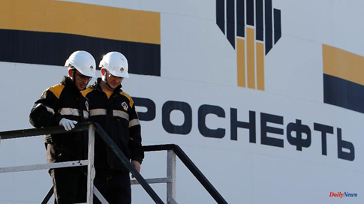 "Factually already eliminated": Is Russia flying out of OPEC?