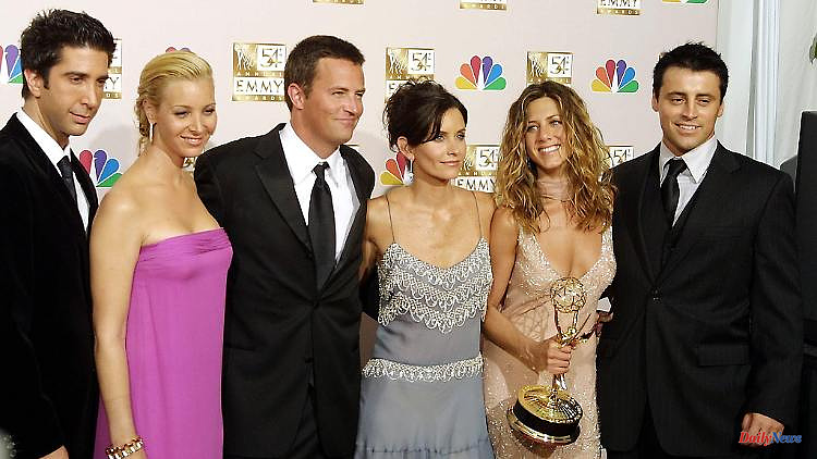 "No one believed me": How "Friends" became real friends