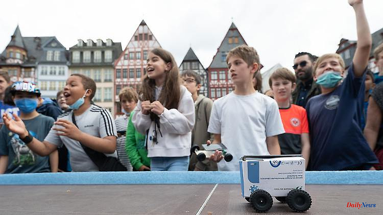 Hessen: Pupils in Frankfurt send solar racers into the race