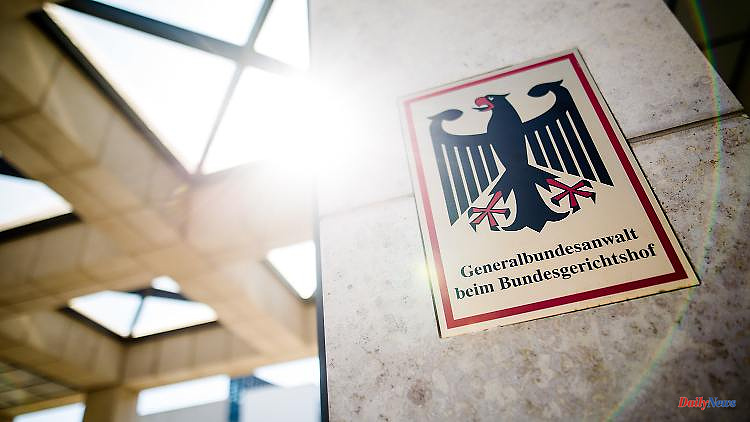Propaganda on Telegram: Police arrest German IS translator
