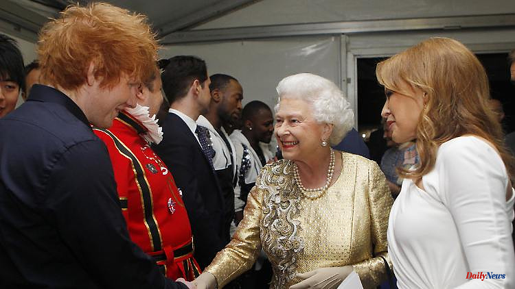 Learned guitar after anniversary: ​​Ed Sheeran owes music career to the Queen