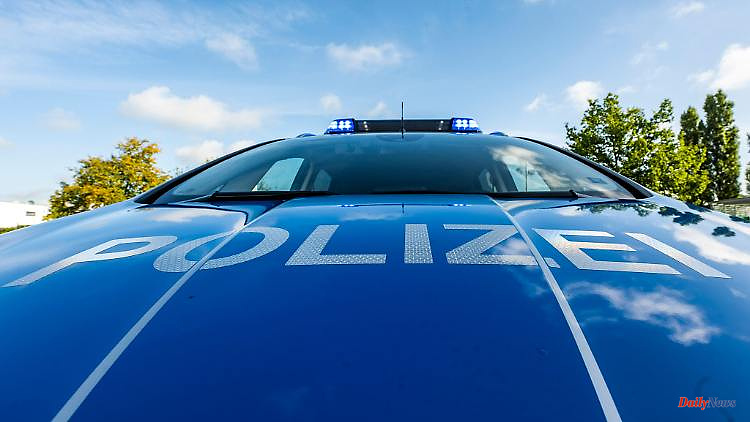 Saxony: Three injured after a head-on collision