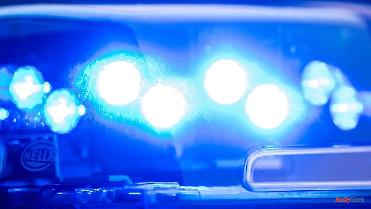 Bavaria: gas station robbery: employees throw objects
