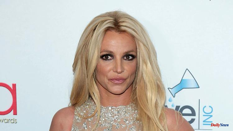 "Shameless and foolish": Britney Spears' lawyer shoots her father