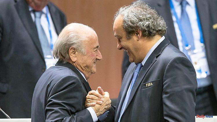 Trial of fallen celebrities: Blatter, Platini's millions and a "conspiracy"