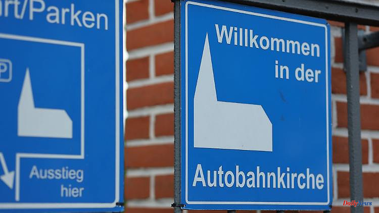 Saxony-Anhalt: deceleration and reflection: What are motorway churches for?