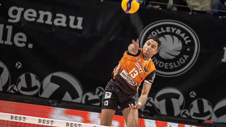 Ben Patch takes a volley break: the heart of the German champion is broken