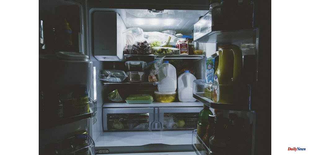 Everyday life. Do milk, eggs, and butter need to be kept out of reach from the refrigerator door?