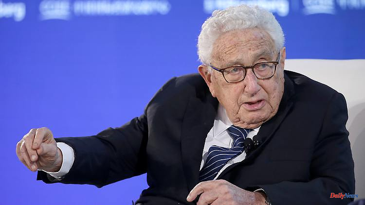 Kissinger: China's major concern: "Interests of other states do not have to be identical to Ukrainian ones"