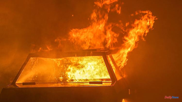 North Rhine-Westphalia: Firefighter arrested as suspected arsonist