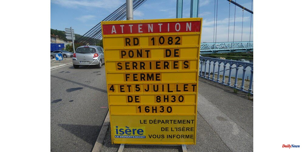 Ardeche | Isere. Two days of works closed the bridge connecting Sablons and Serrieres.