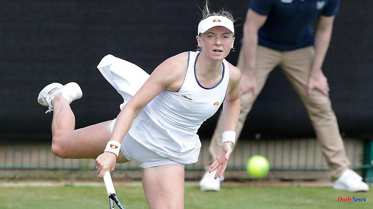 Menstruation and white clothing: tennis pro stimulates Wimbledon revolution