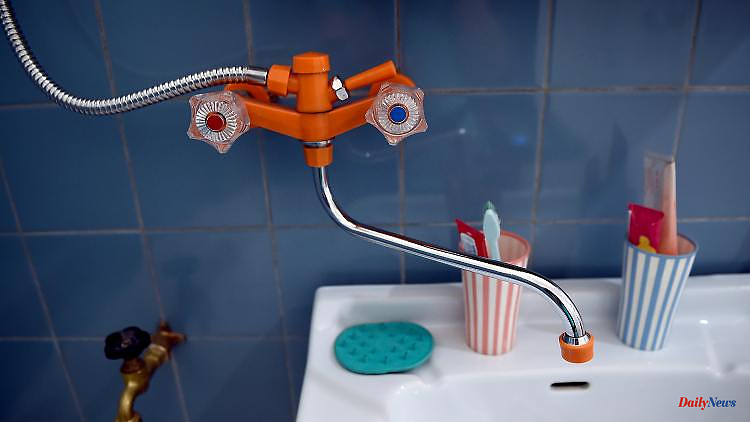 Showers only at certain times: landlords in Saxony restrict hot water
