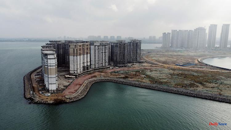 Recovery stops: Chinese are increasingly avoiding private property developers