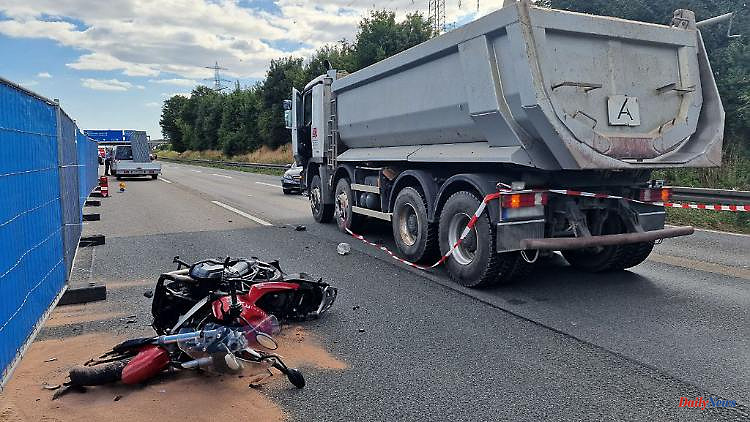 Hesse: Motorcyclist dies in a collision with a truck on the A5