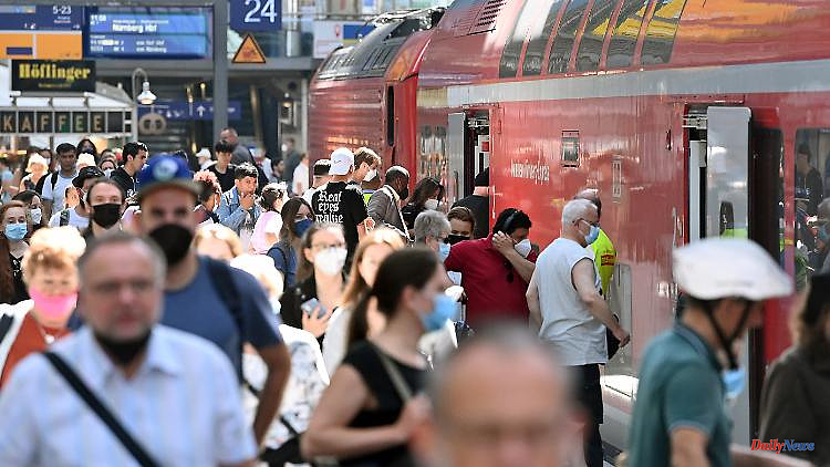 9-euro ticket is well received: Significantly more people travel by train in June