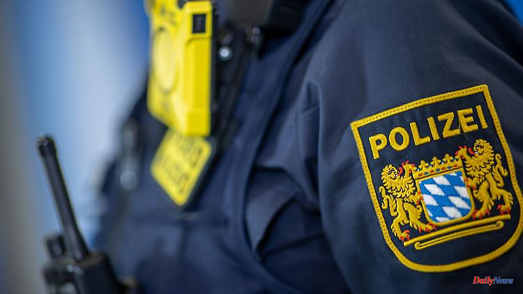 Bavaria: Young people break into a department store: 30 rolls of loot