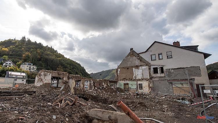 Ahr valley damage not repaired: Allianz expects further flood disasters