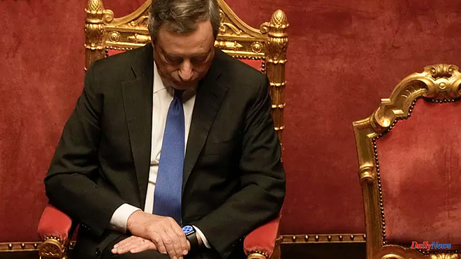 Italy Draghi freezes his resignation after achieving a precarious vote of confidence in the Senate