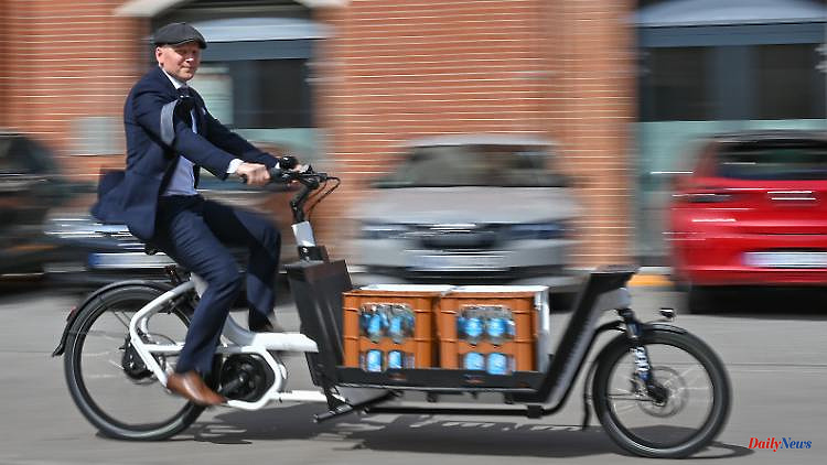 "The trend is clearly pointing upwards": Cities are launching rental cargo bikes