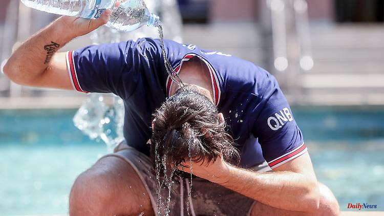 "It's really outrageous": Up to 44 degrees in the shade - Spain is groaning under the heat