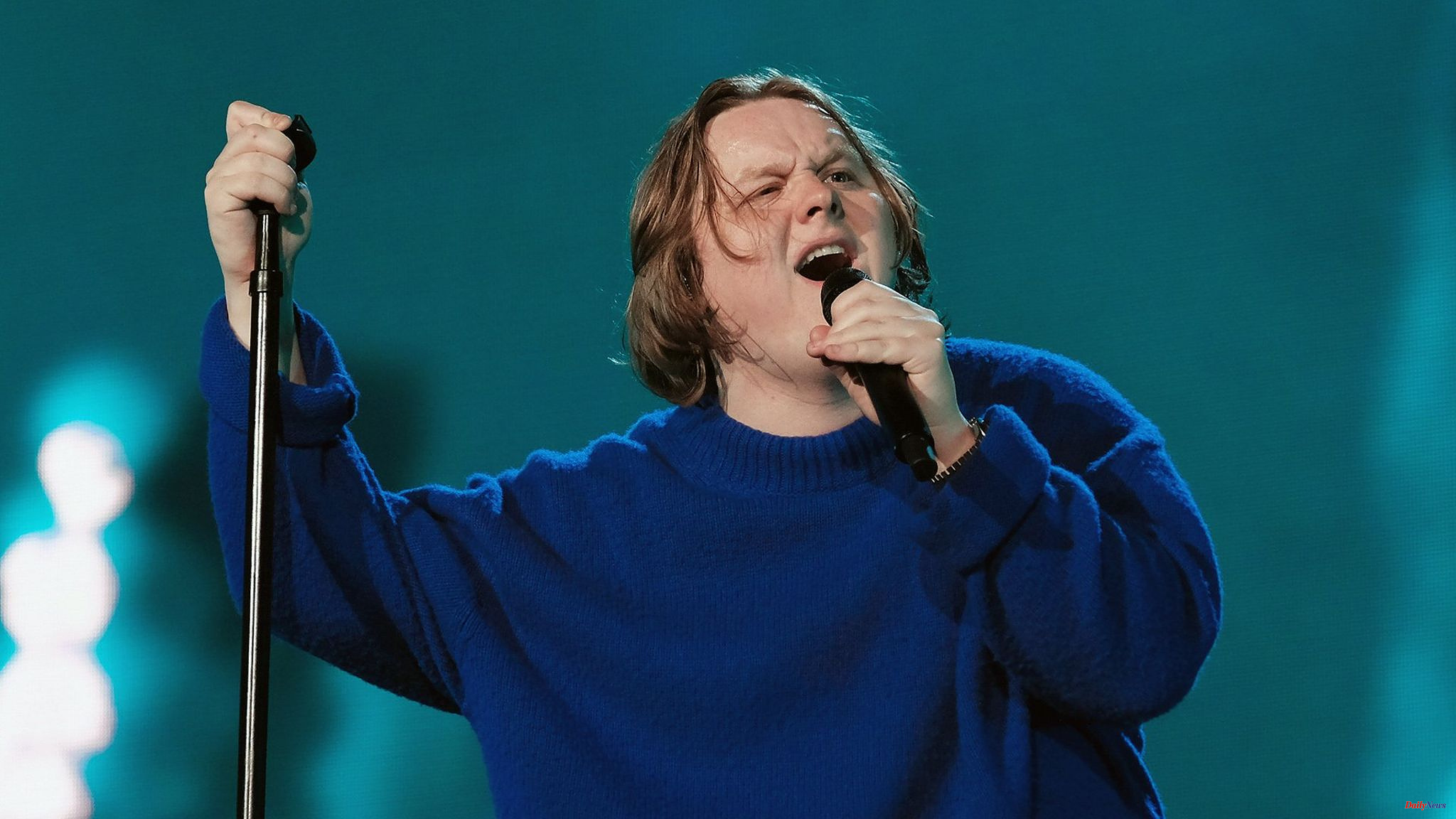 There are no trains to Lewis Capaldi from TRNSMT festival