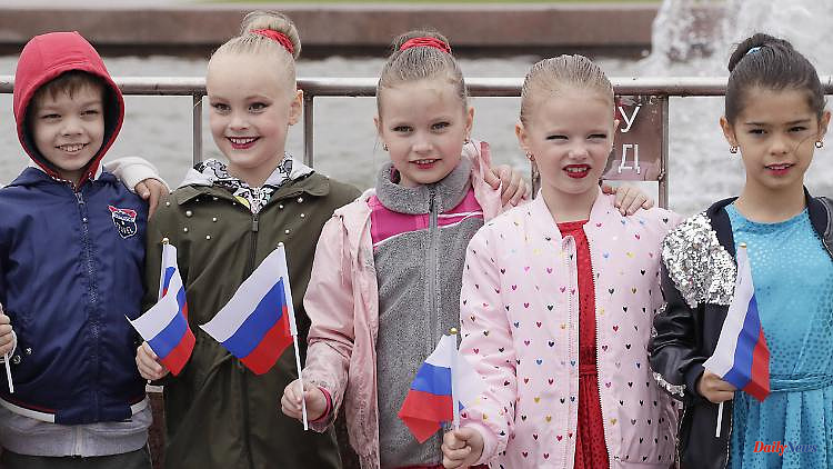 Memories of the old Soviet days: Moscow establishes a patriotic youth association