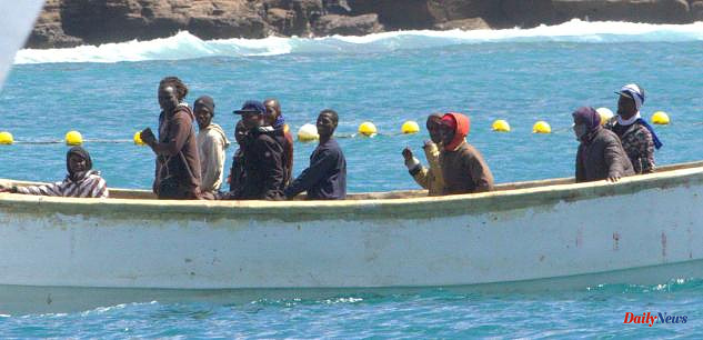 Twoty-two Malian migrants were killed in a shipwreck off the Libyan coast.
