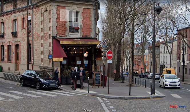 How Harry Potter's "Diagon Alley" Ended Up On A Paris Traffic Sign