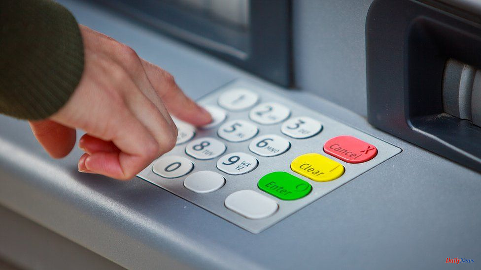Accept apologies for hospital cash machine charges