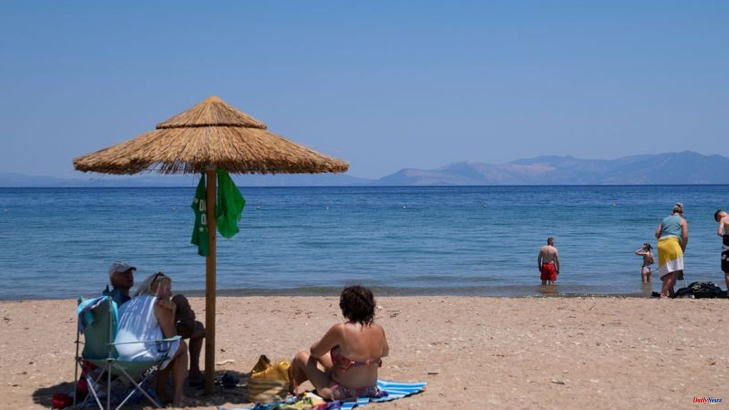 Tourism: Flight arrivals in Greece tripled in June