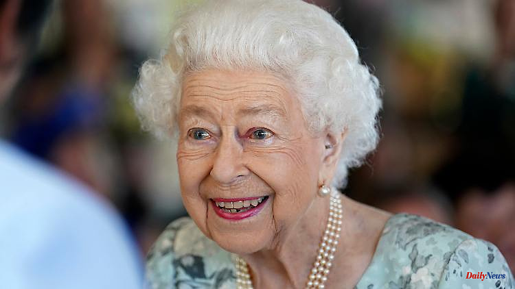 Break with tradition: Queen welcomes new prime minister in Scotland