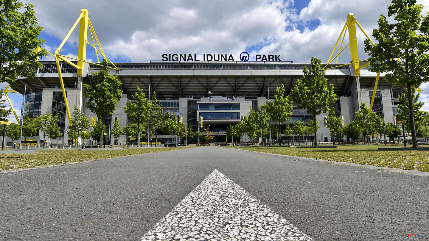 After the start of the Bundesliga: Suspicious vehicle in front of Signal Iduna Park: More than 80,000 fans were not allowed to leave the Dortmund stadium