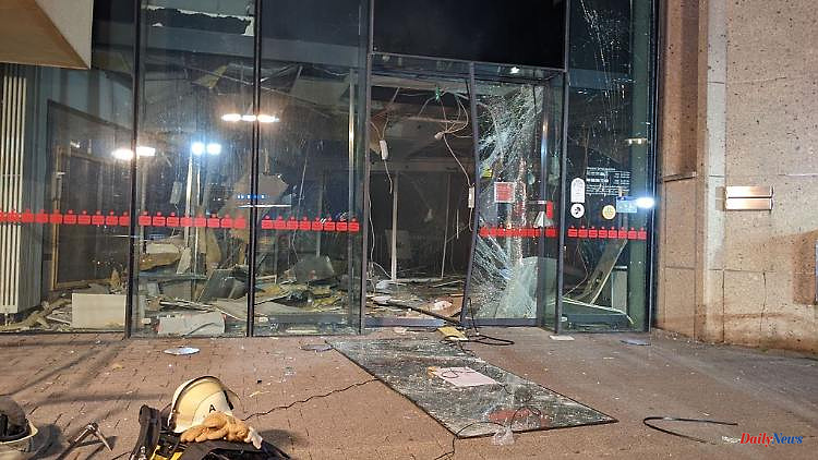 North Rhine-Westphalia: ATM in Mechernich blown up: perpetrators on the run
