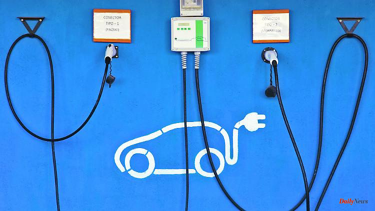 E-cars as energy storage?: "They would have a capacity of 100 nuclear power plants"