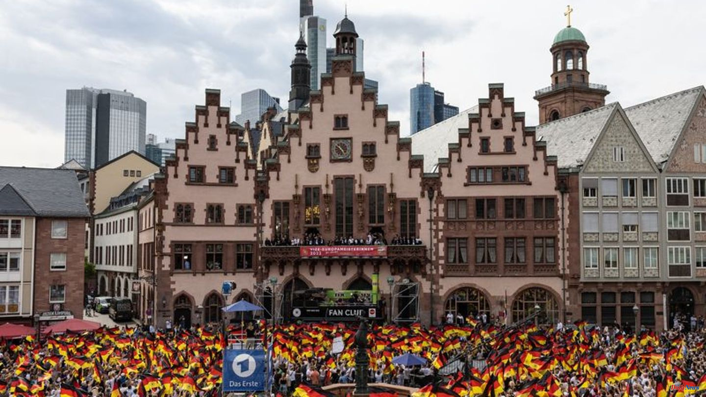 National team: Thousands of fans celebrate women's football in Frankfurt
