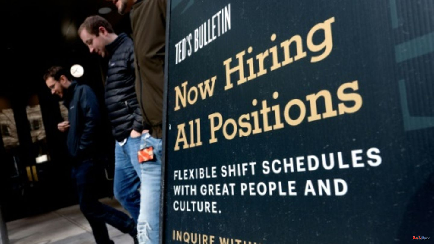US unemployment rate falls to pre-crisis level of 3.5 percent