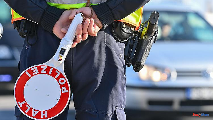 Baden-Württemberg: 69-year-old does not believe police officers in traffic control