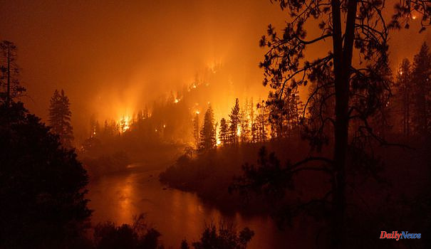 Two dead in largest California wildfire of the year