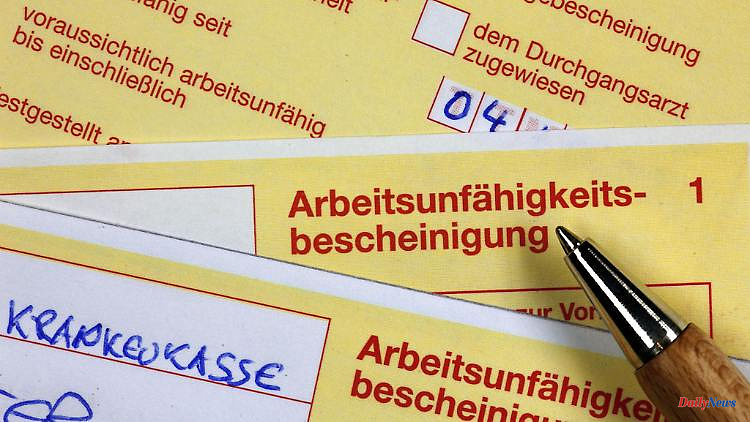 Saxony: DAK report: More absenteeism days among employees than in 2021